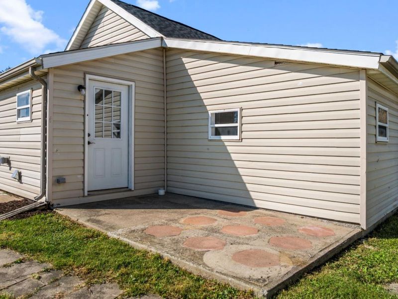 6252 St Rt 28, Clark Township, OH 45146 Photo 8