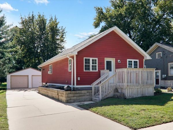 107 E Poplar Street, Normal, IL 61761