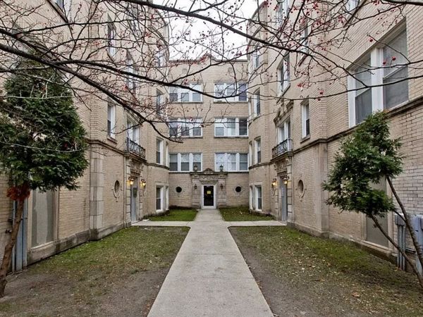 2757 W Arthur Avenue, Unit 3, Chicago, IL 60645