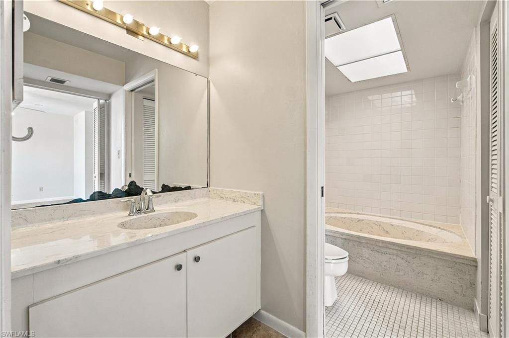 26300 Hickory Blvd , Unit 506, Bonita Springs, FL 34134 Photo