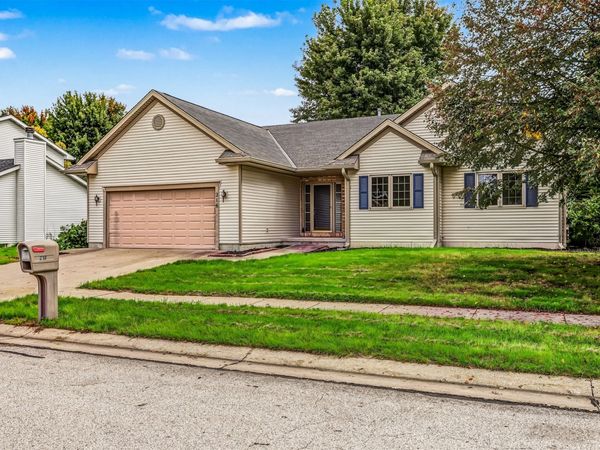 216 Stumbo Circle, Gilbert, IA 50105