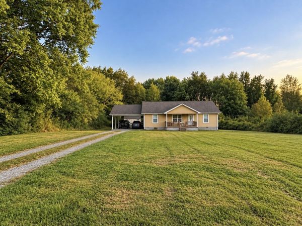 1660 Midway Rd , Smithville, TN 37166