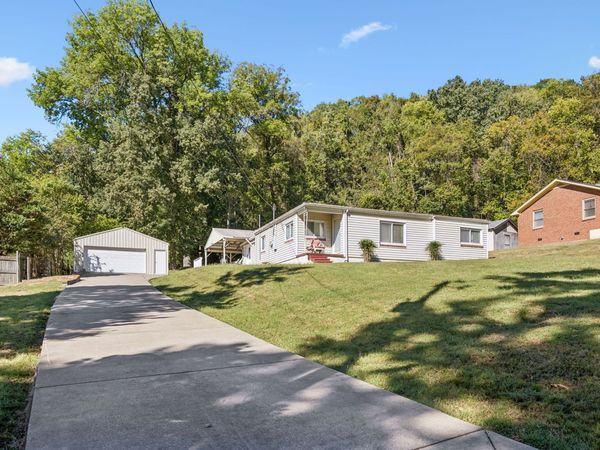3703 Homeland Dr, Nashville, TN 37218