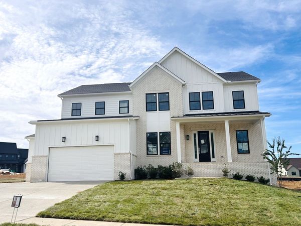 1434 Round Hill Lane , Spring Hill, TN 37174