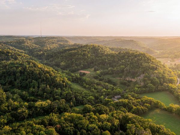 7223 Indian Creek Rd , Nashville, TN 37209