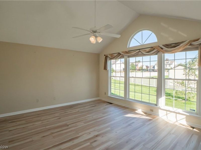 1643 Southpointe Circle NE, Canton, OH 44714 Photo 11