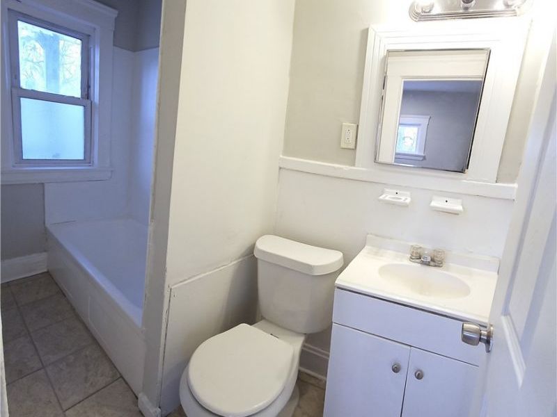 4350 W 28th Street, Cleveland, OH 44109 Photo 14