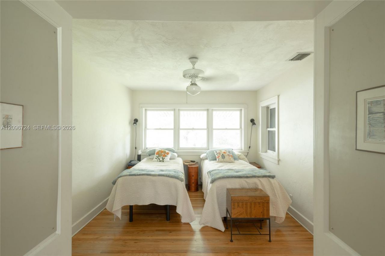 13900 Old Cutler Rd, Palmetto Bay, FL 33158 Photo