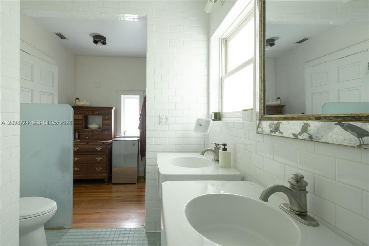 13900 Old Cutler Rd, Palmetto Bay, FL 33158 Photo