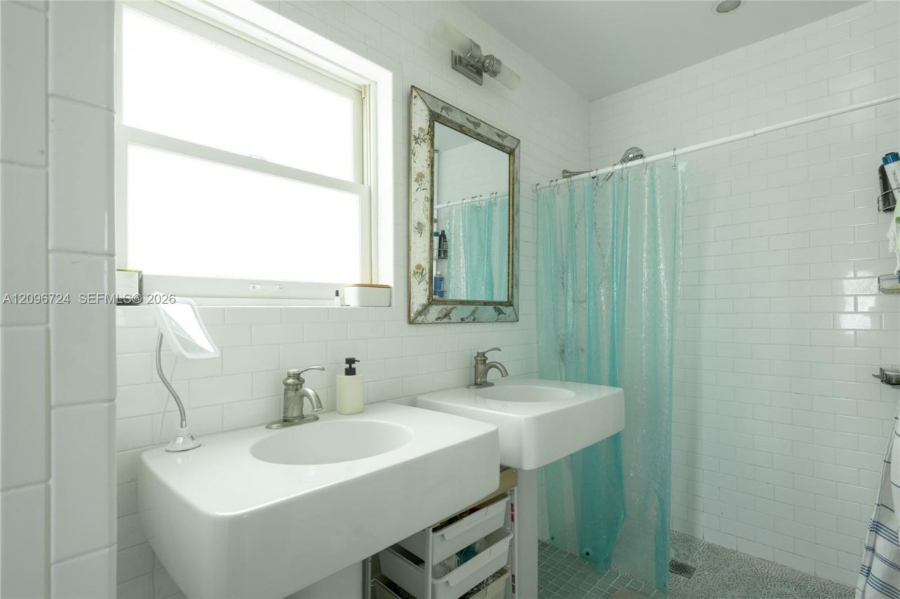 13900 Old Cutler Rd, Palmetto Bay, FL 33158 Photo