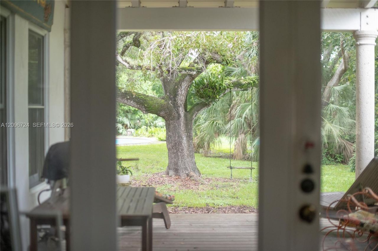 13900 Old Cutler Rd, Palmetto Bay, FL 33158 Photo