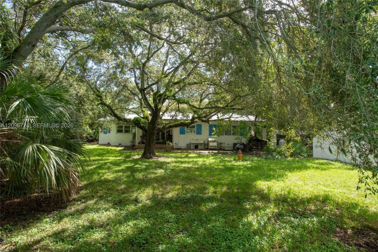 13900 Old Cutler Rd, Palmetto Bay, FL 33158 Photo
