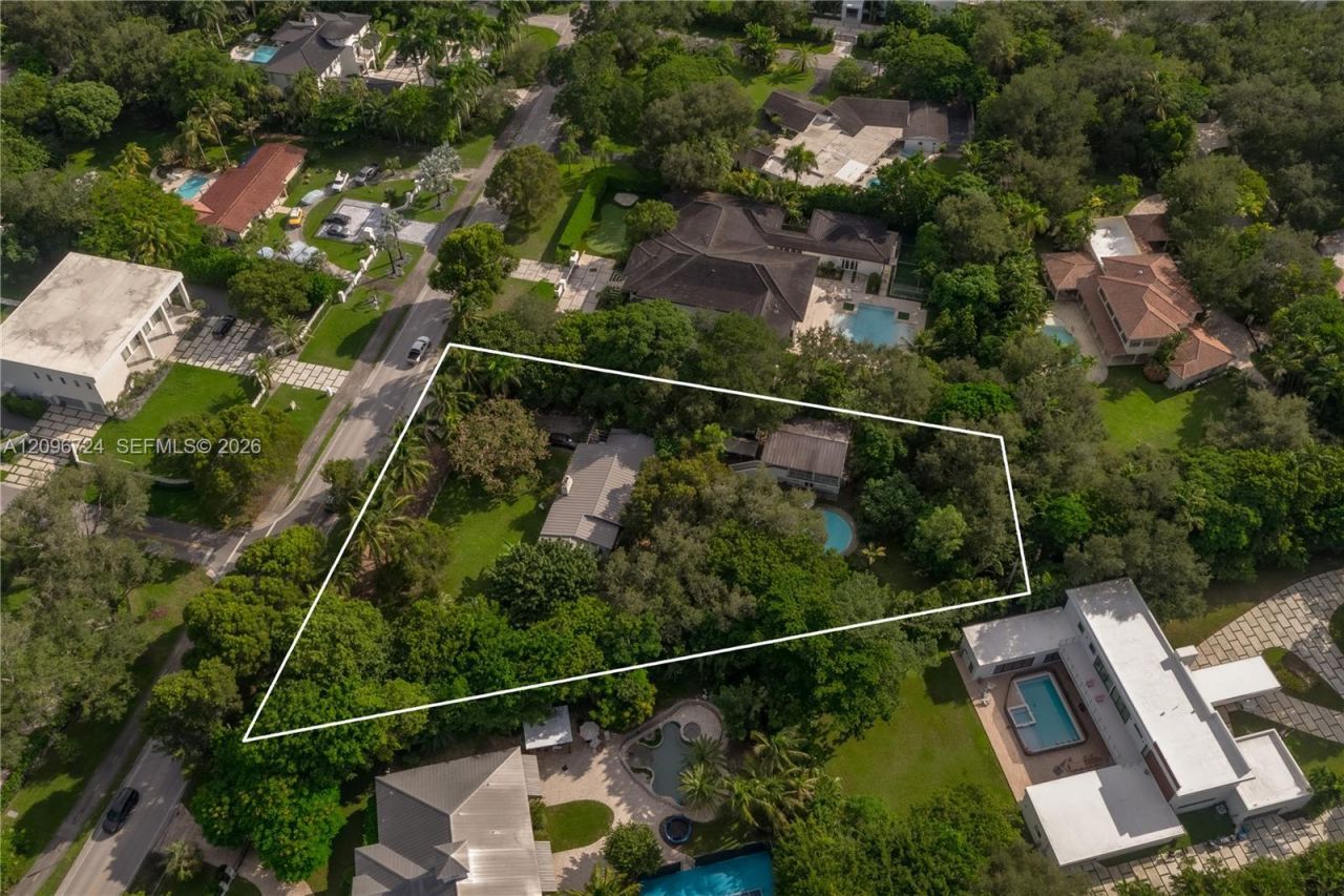 13900 Old Cutler Rd, Palmetto Bay, FL 33158 Photo