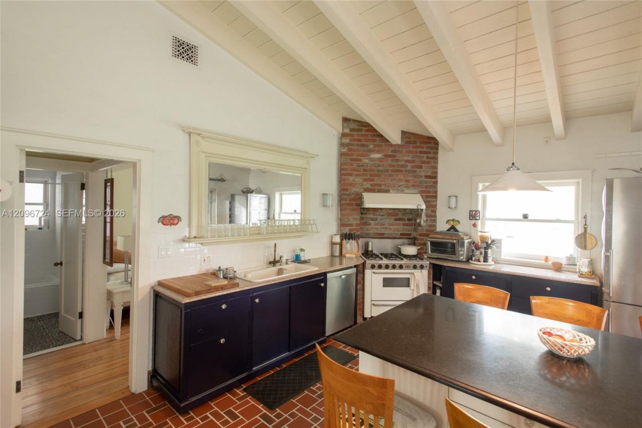 13900 Old Cutler Rd, Palmetto Bay, FL 33158 Photo