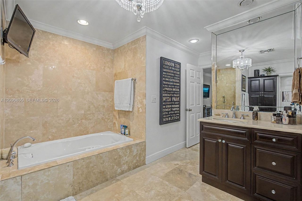16100 SW 81st Ave, Palmetto Bay, FL 33157 Photo
