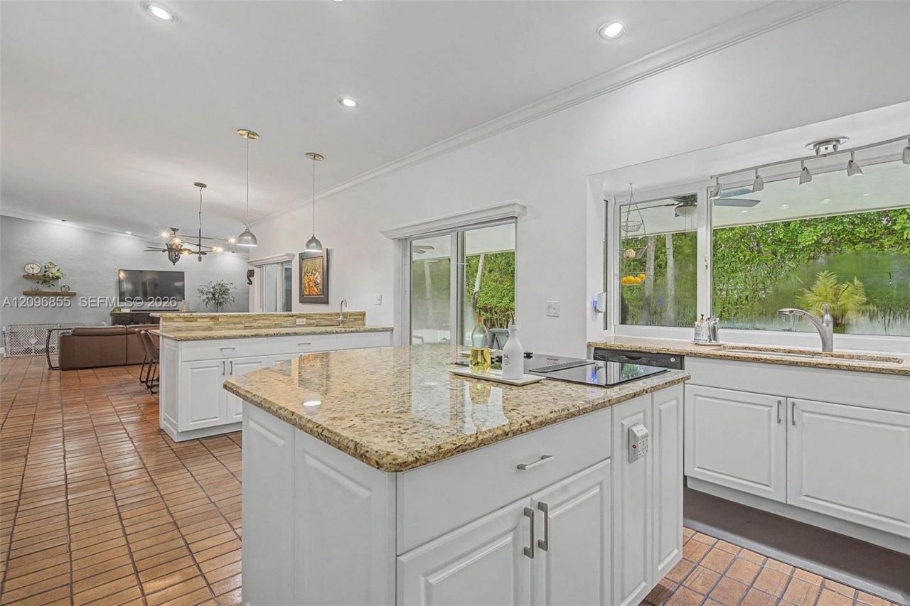 16100 SW 81st Ave, Palmetto Bay, FL 33157 Photo