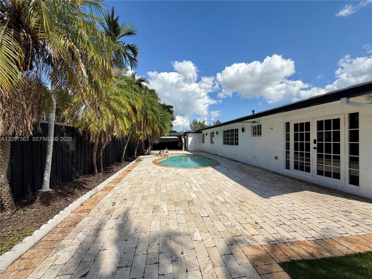 9481 SW 10th St , Miami, FL 33174 Photo