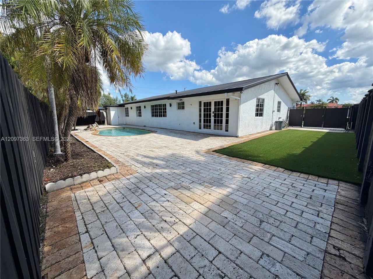9481 SW 10th St , Miami, FL 33174 Photo