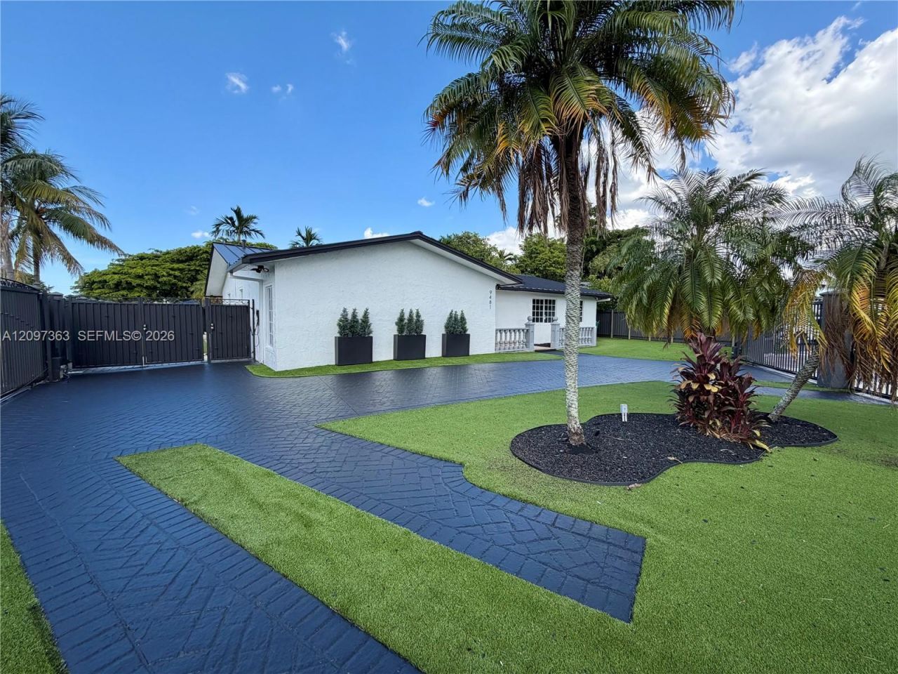 9481 SW 10th St , Miami, FL 33174 Photo