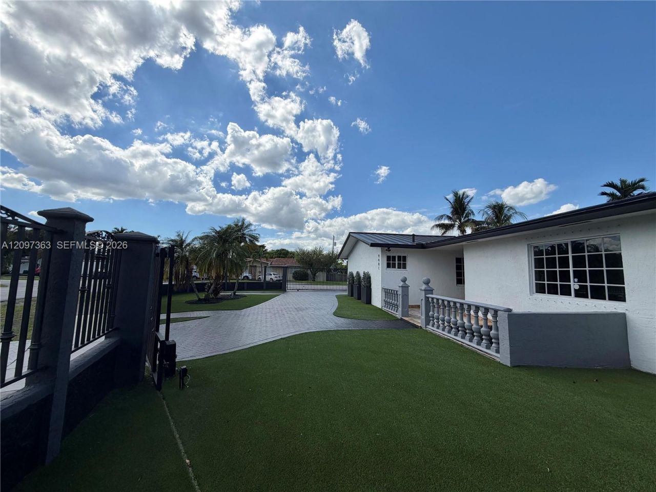 9481 SW 10th St , Miami, FL 33174 Photo