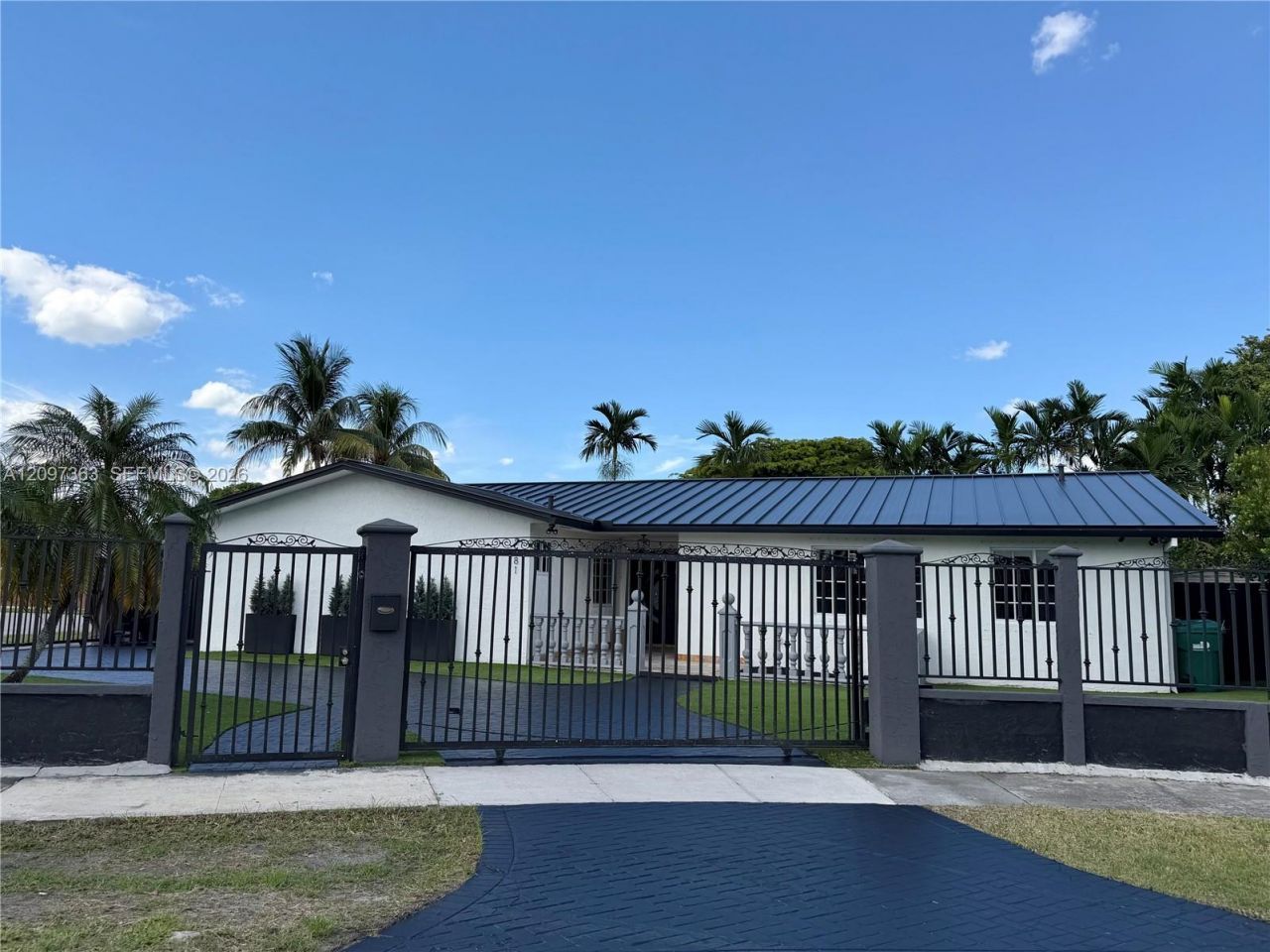 9481 SW 10th St , Miami, FL 33174 Photo