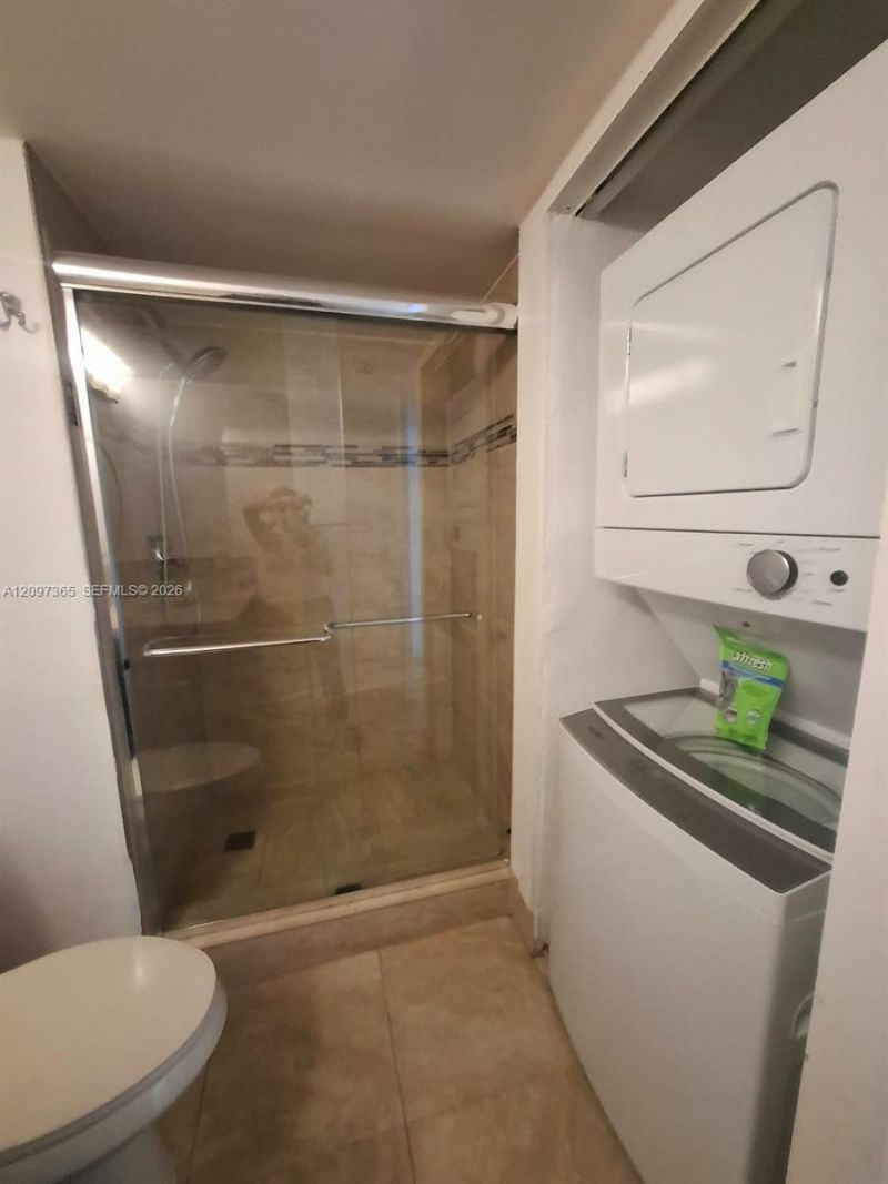 320 Racquet Club Rd , Unit 104, Weston, FL 33326 Photo