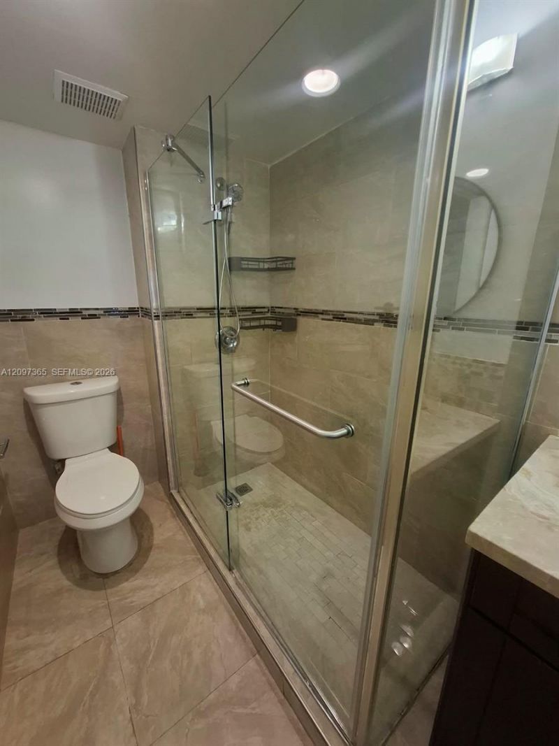 320 Racquet Club Rd , Unit 104, Weston, FL 33326 Photo