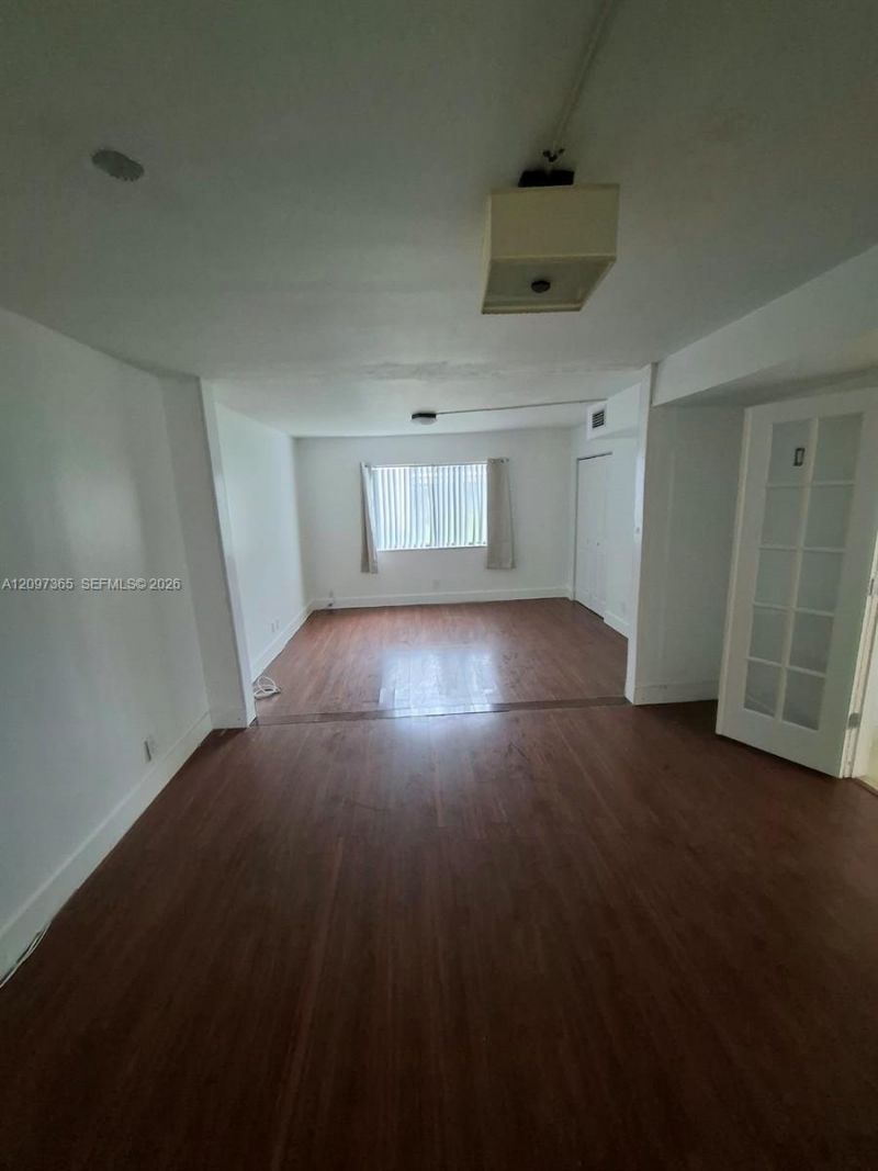 320 Racquet Club Rd, Unit 104, Weston, FL 33326 Photo