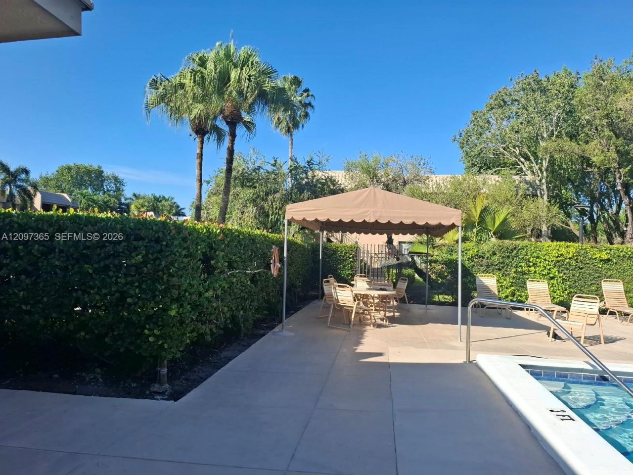 320 Racquet Club Rd , Unit 104, Weston, FL 33326 Photo
