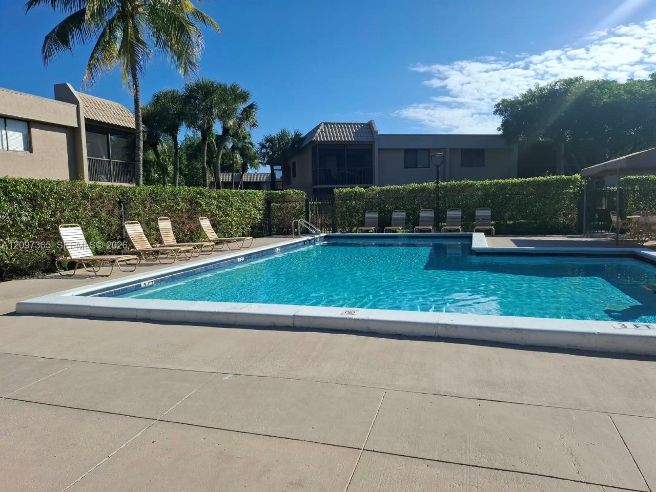 320 Racquet Club Rd , Unit 104, Weston, FL 33326 Photo