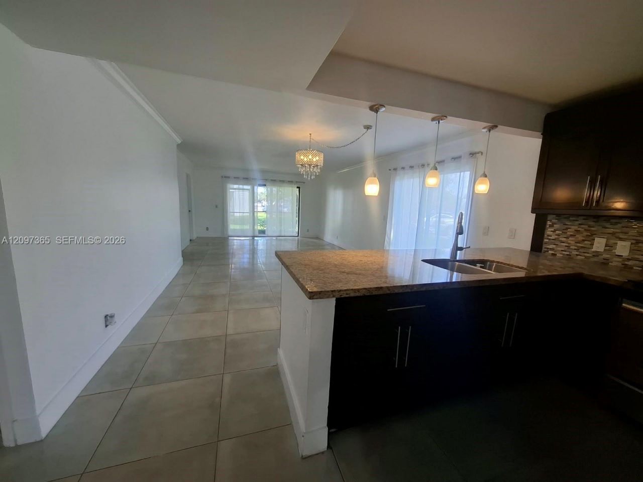 320 Racquet Club Rd , Unit 104, Weston, FL 33326 Photo