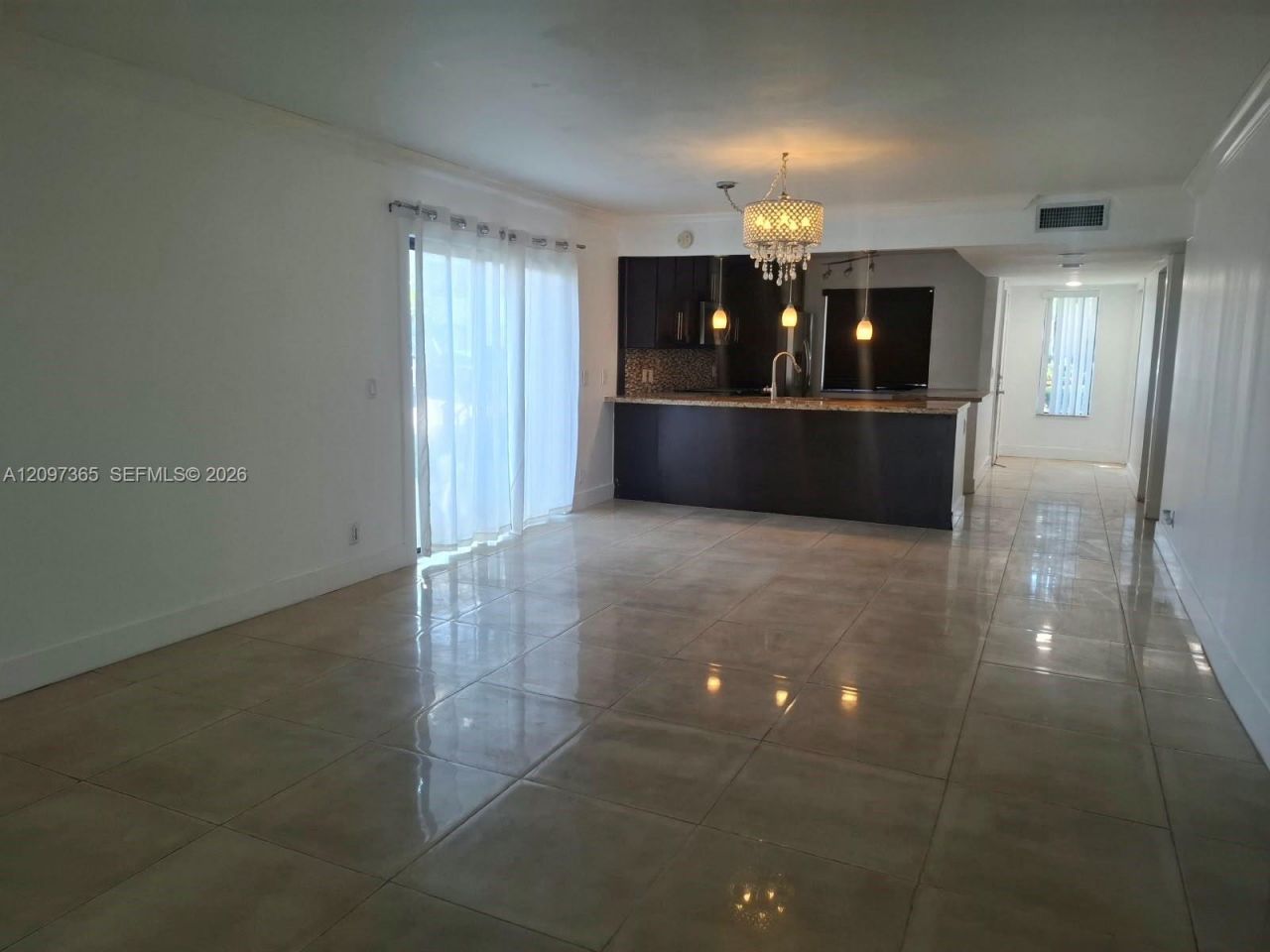 320 Racquet Club Rd , Unit 104, Weston, FL 33326 Photo