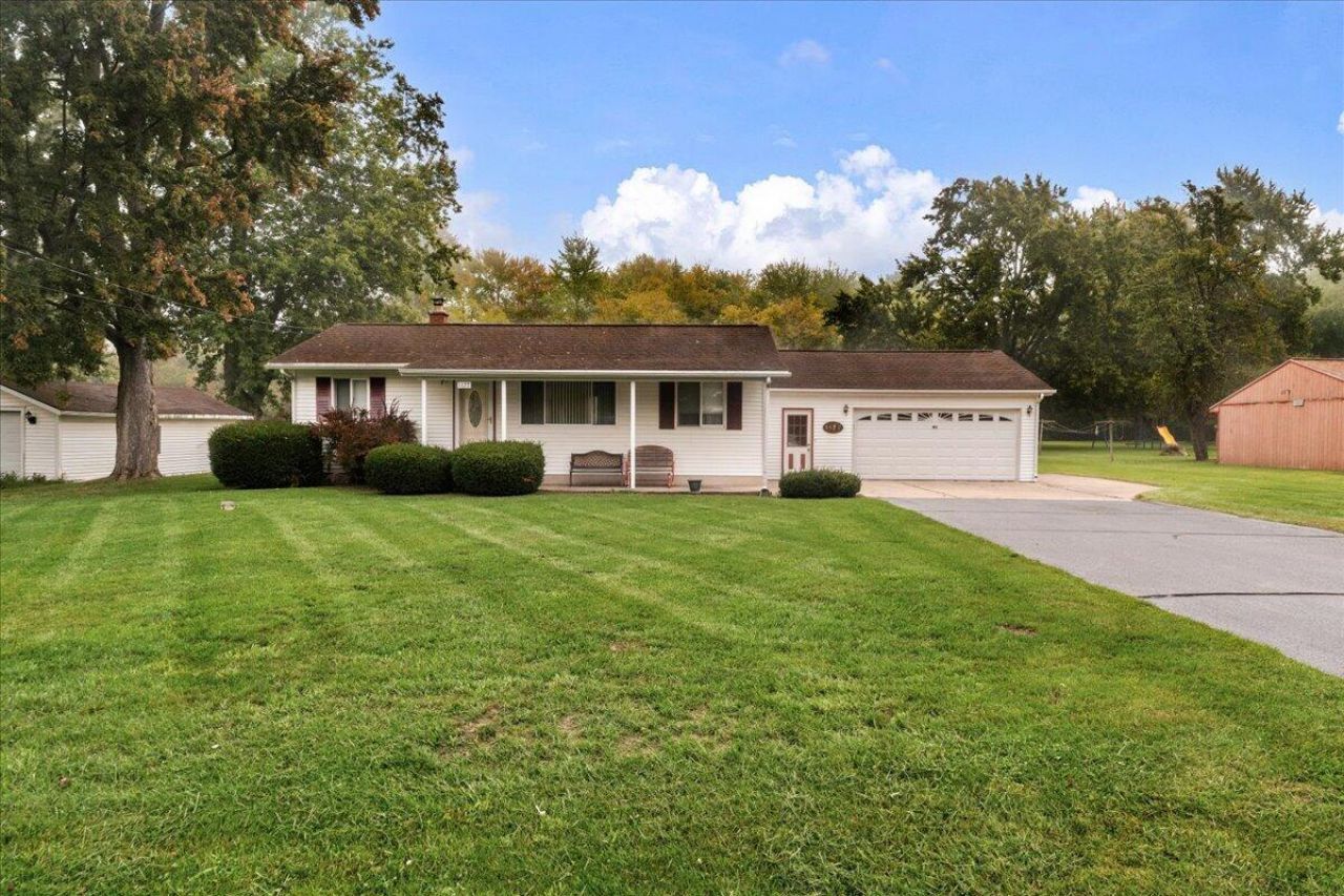 1177 Glendale Street, Burton, MI 48509 Main Photo