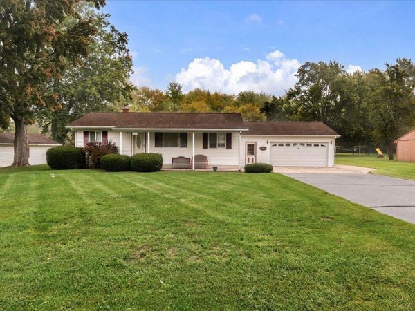 1177 Glendale Street, Burton, MI 48509