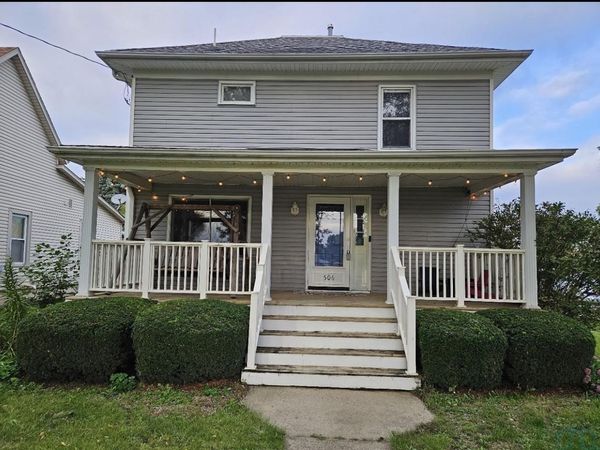 506 Main St., Jefferson, SD 57038
