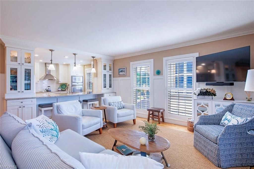 3483 Gulf Shore Blvd N, Unit 104, Naples, FL 34103 Photo