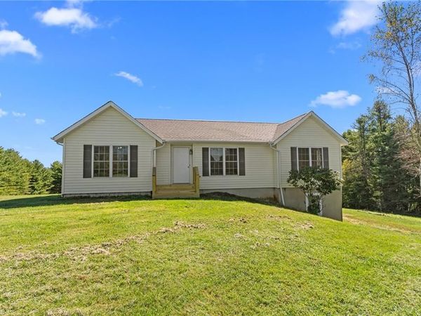1295 Phipps Dairy Road , Piney Creek, NC 28663