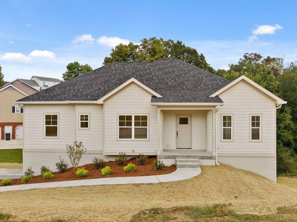 391 Classic Drive, Soddy Daisy, TN 37379