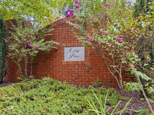 391 Classic Drive, Soddy Daisy, TN 37379