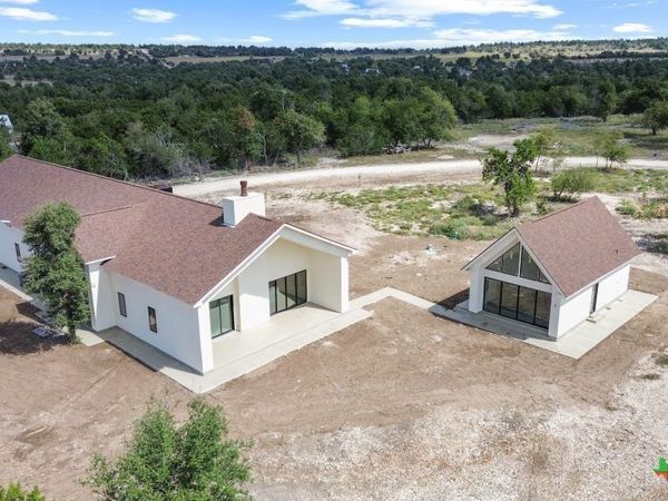 122 Stella Cherry Court, Fredericksburg, TX 78624