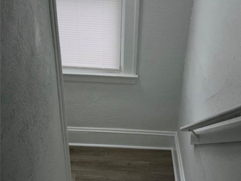 2233 E 80th Street, Cleveland, OH 44103 Photo 16