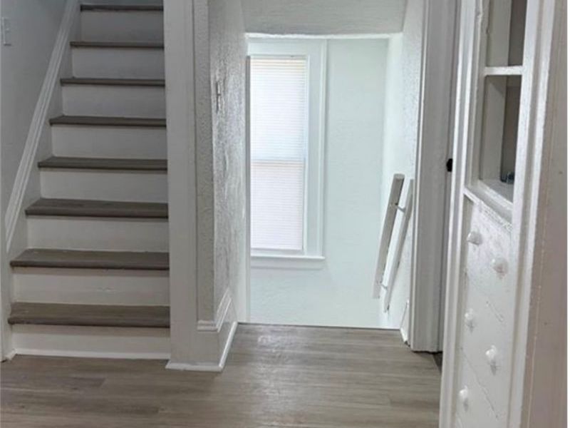 2233 E 80th Street, Cleveland, OH 44103 Photo 17