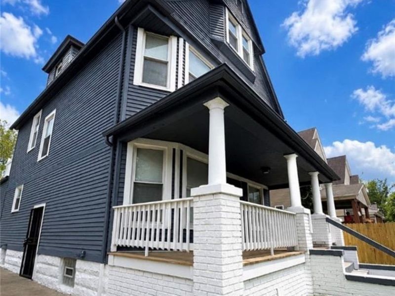 2233 E 80th Street, Cleveland, OH 44103 Photo 2