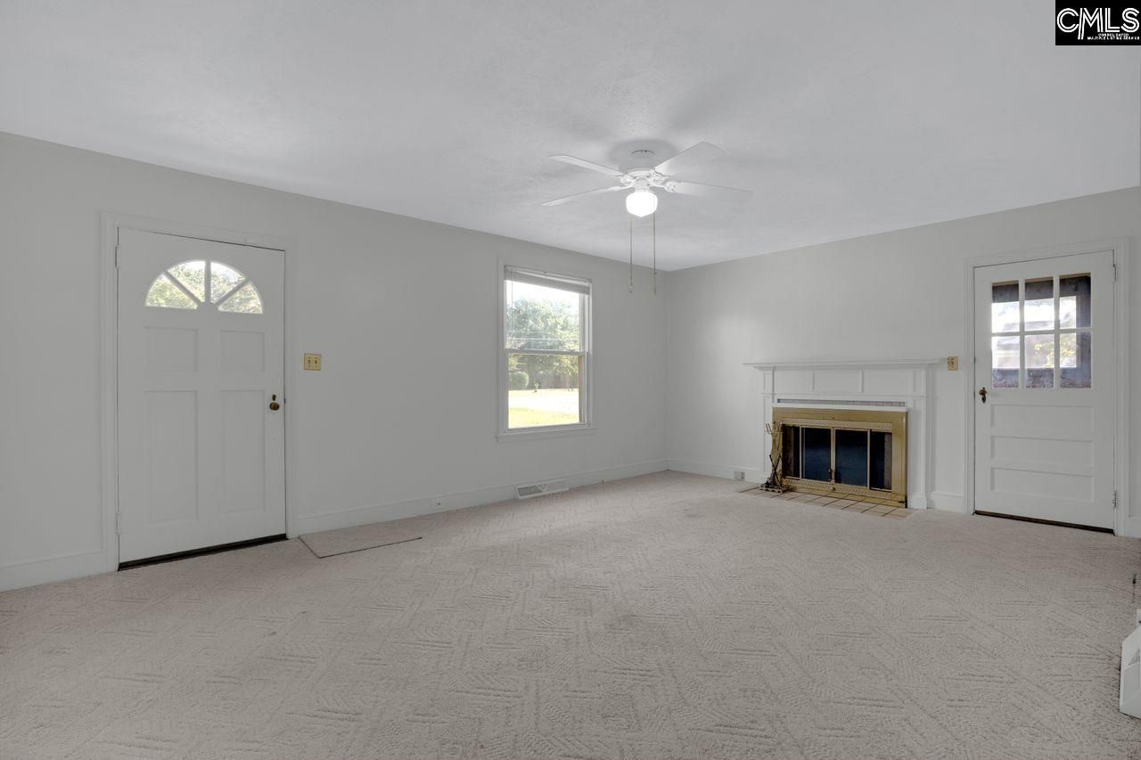 333 Saluda Avenue  Photo 11