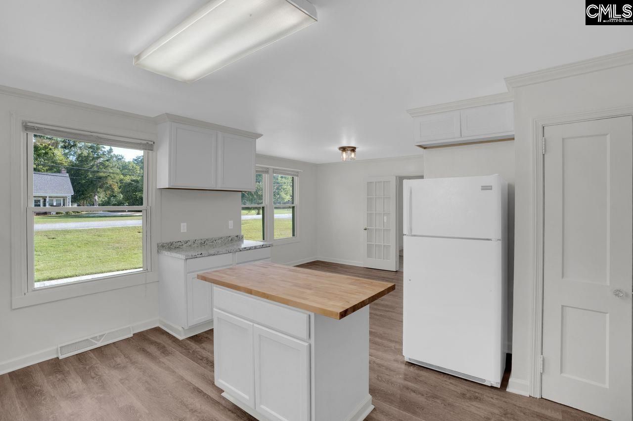 333 Saluda Avenue  Photo 7