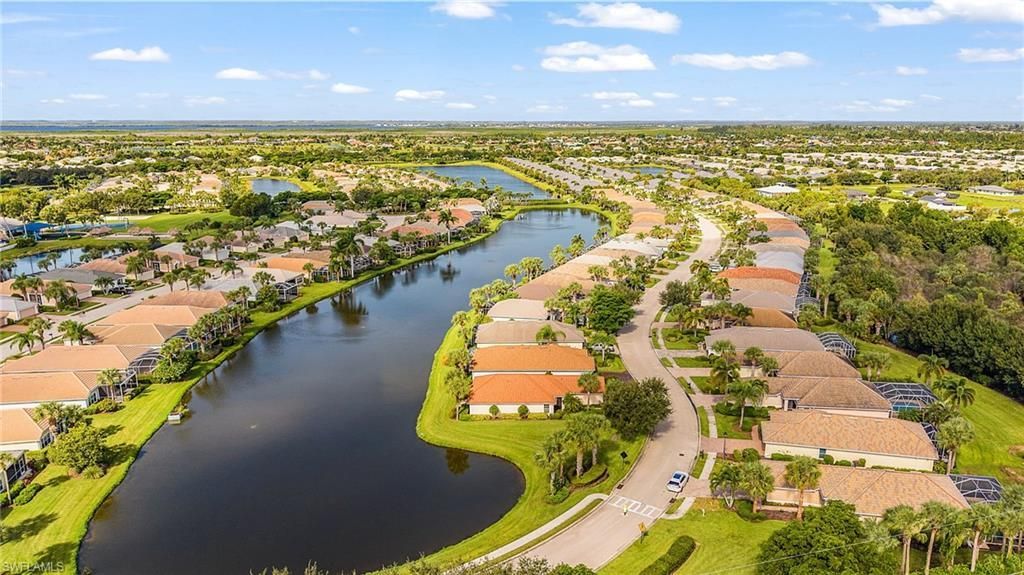 2462 Anguilla Dr, Cape Coral, FL 33991 Photo
