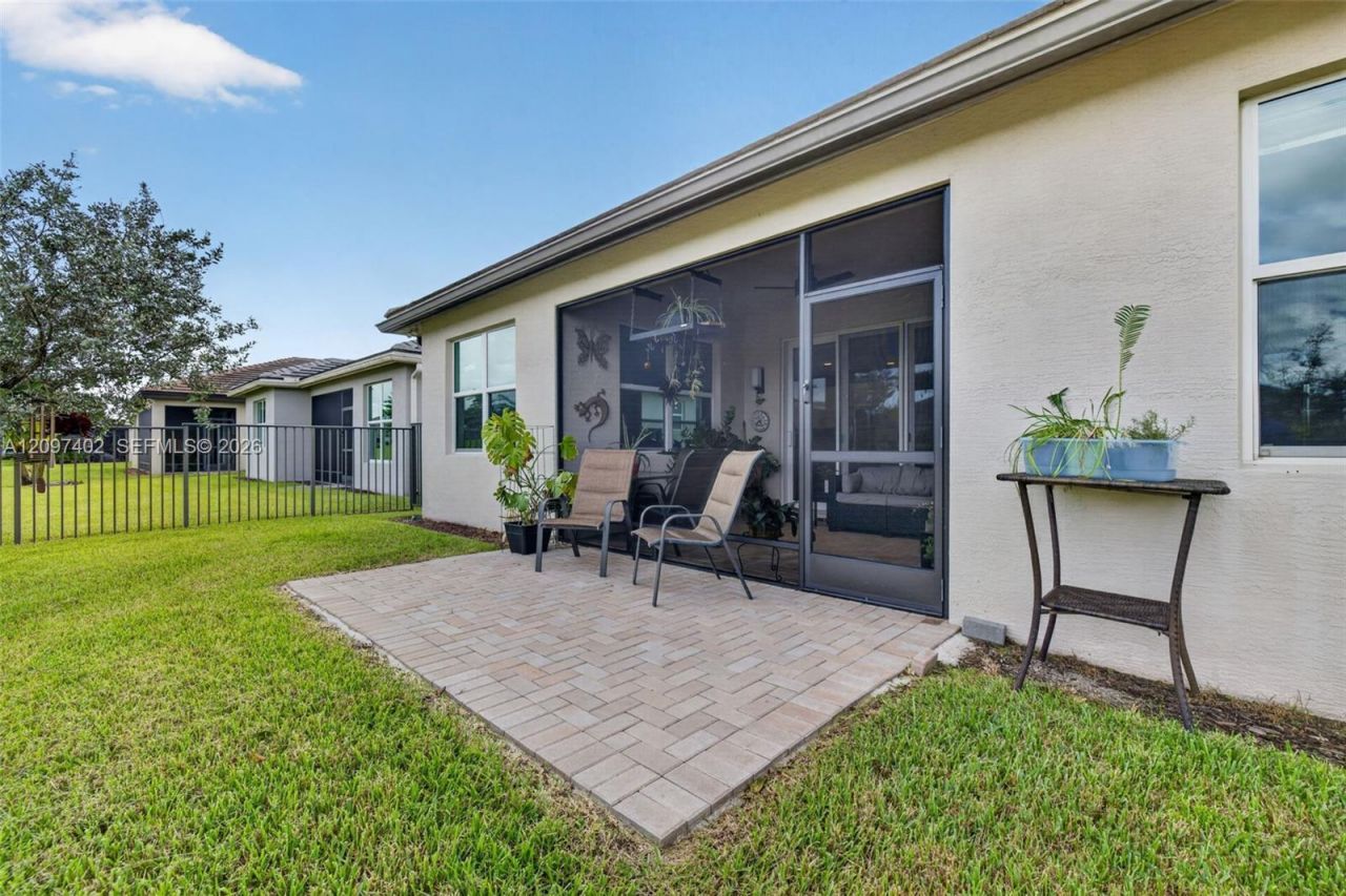 12773 SW Clear Water Way, Port Saint Lucie, FL 34987 Photo