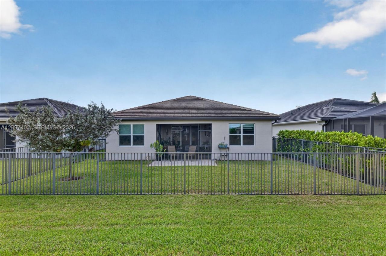 12773 SW Clear Water Way, Port Saint Lucie, FL 34987 Photo