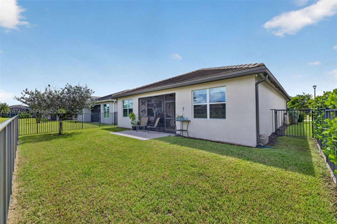 12773 SW Clear Water Way, Port Saint Lucie, FL 34987 Photo