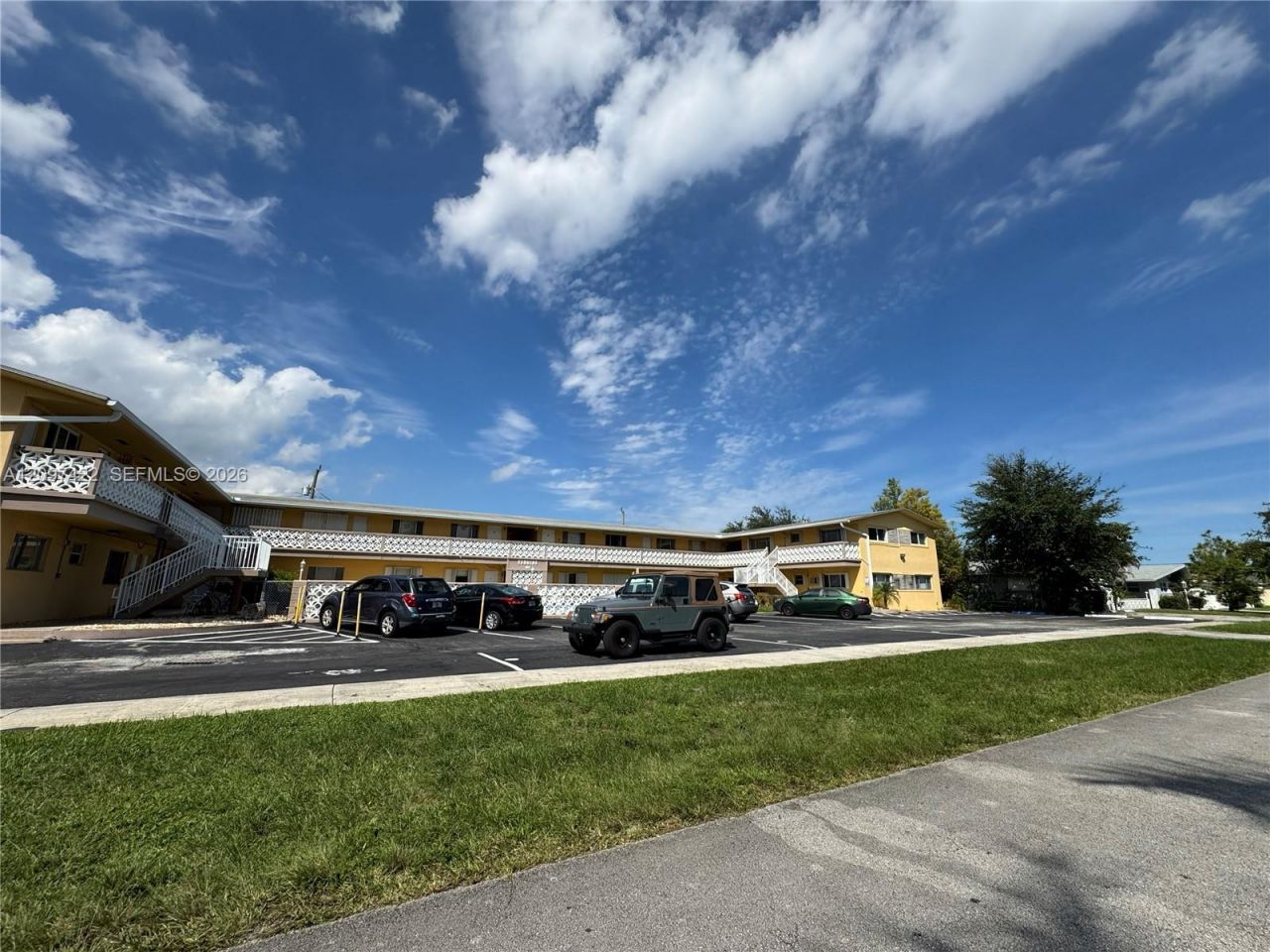 3525 Polk St, Unit 17, Hollywood, FL 33021 Photo